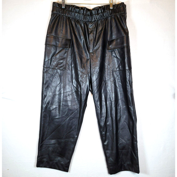 Banana Republic Womens Cropped Vegan Leather Pull On Cargo Pants Size XL Black
